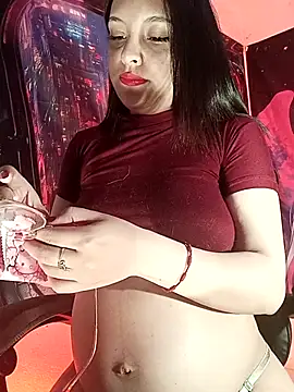 Snapshot of MiaStarts chatting on December 17, 2025, 10:09 am MiaStarts online show from December 17, 2025, 10:09 am