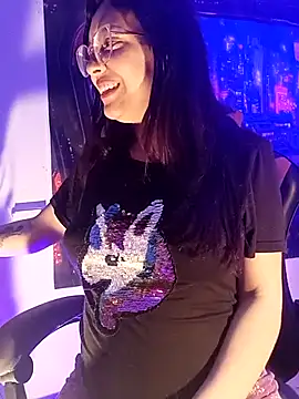 Snapshot of MiaStarts chatting on December 3, 2025, 10:14 am MiaStarts online show from December 3, 2025, 10:14 am