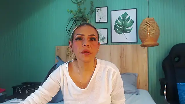 yessila parker online show from December 3, 2025, 5:45 pm