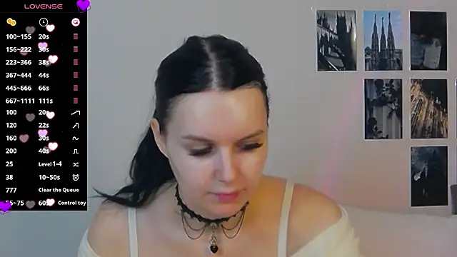 Snapshot of Miss_Vic chatting on March 22, 2025, 6:47 pm Miss Vic online show from March 22, 2025, 6:47 pm