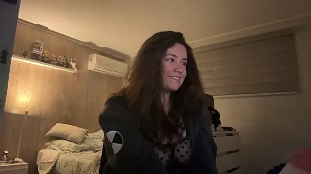 Snapshot of Piolapk chatting on December 1, 2025, 1:50 am Piolapk online show from December 1, 2025, 1:50 am