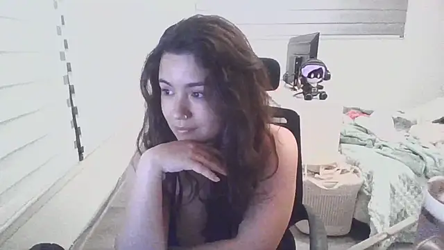 Snapshot of Piolapk chatting on October 27, 2025, 2:34 am Piolapk online show from October 27, 2025, 2:34 am