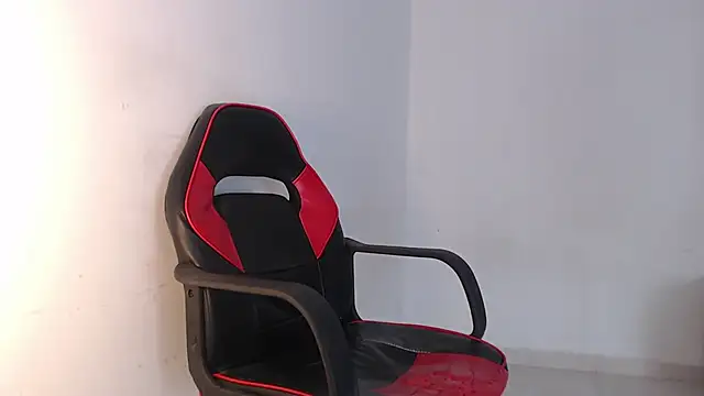 adam levis17 online show from November 4, 2025, 6:06 am