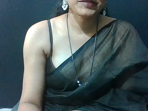 Snapshot of sugandha_bhabhi chatting on October 28, 2025, 5:01 pm sugandha bhabhi online show from October 28, 2025, 5:01 pm