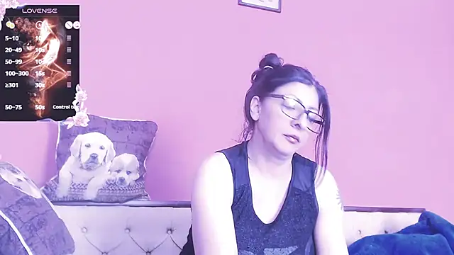 Snapshot of Alina_eve chatting on October 5, 2025, 7:54 am Alina eve online show from October 5, 2025, 7:54 am