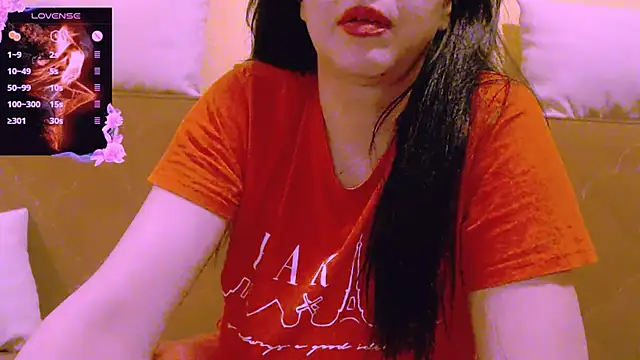 Snapshot of Alina_eve chatting on September 25, 2025, 7:42 pm Alina eve online show from September 25, 2025, 7:42 pm