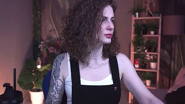 OliviaMcClean online show from February 22, 2026, 11:39 pm