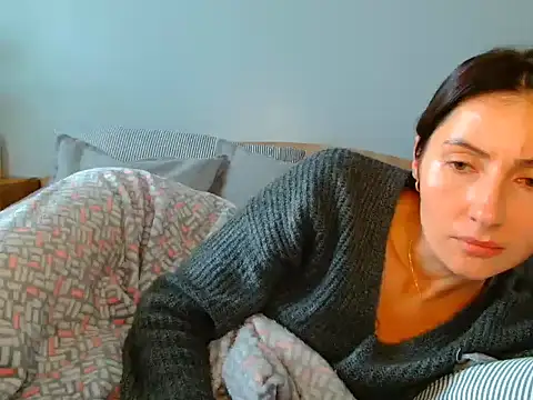 Snapshot of Irina9793 chatting on November 17, 2025, 11:14 am Irina9793 online show from November 17, 2025, 11:14 am