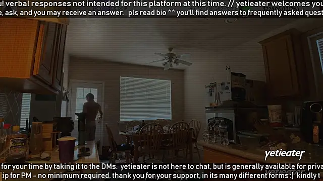 Snapshot of yetieater chatting on May 13, 2026, 3:19 pm yetieater online show from May 13, 2026, 3:19 pm