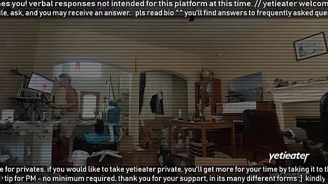 Snapshot of yetieater chatting on July 7, 2026, 3:48 pm yetieater online show from July 7, 2026, 3:48 pm