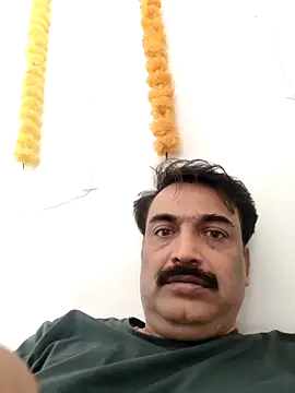 Snapshot of boobs5626 chatting on February 15, 2026, 4:02 am boobs5626 online show from February 15, 2026, 4:02 am