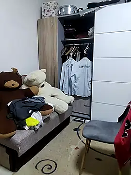 Snapshot of iurinicola chatting on January 6, 2026, 11:36 am iurinicola online show from January 6, 2026, 11:36 am