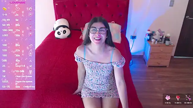 Snapshot of Saray_honey04 chatting on September 14, 2025, 8:20 pm Saray honey04 online show from September 14, 2025, 8:20 pm