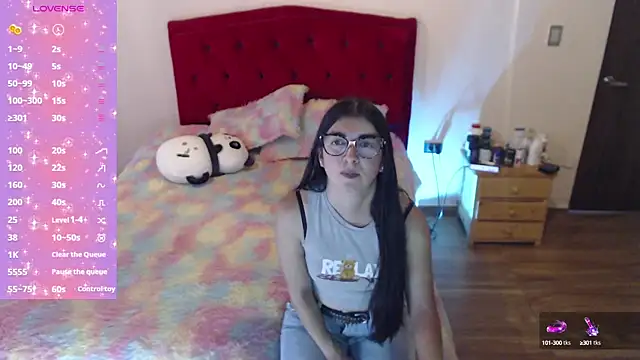 Snapshot of Saray_honey04 chatting on September 27, 2025, 9:32 pm Saray honey04 online show from September 27, 2025, 9:32 pm
