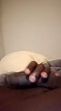 Snapshot of menzix96 chatting on March 23, 2025, 12:04 am menzix96 online show from March 23, 2025, 12:04 am