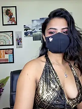 Snapshot of Noor-Bold chatting on December 17, 2025, 1:43 am Noor-Bold online show from December 17, 2025, 1:43 am