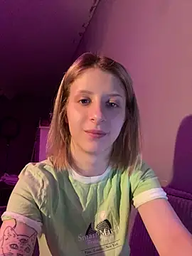 Snapshot of amorearte_m chatting on March 6, 2025, 5:11 pm amorearte m online show from March 6, 2025, 5:11 pm