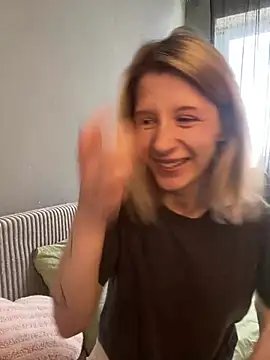 Snapshot of amorearte_m chatting on March 22, 2025, 11:21 am amorearte m online show from March 22, 2025, 11:21 am