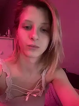 Snapshot of amorearte_m chatting on March 3, 2025, 3:11 pm amorearte m online show from March 3, 2025, 3:11 pm