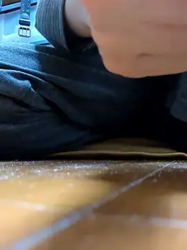 Snapshot of mgnhiroyuki chatting on February 25, 2026, 12:11 am mgnhiroyuki online show from February 25, 2026, 12:11 am