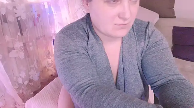 SoftLia online show from March 14, 2025, 11:00 pm