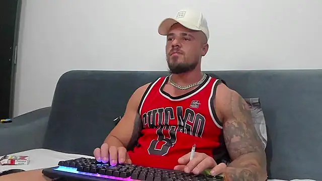 Tiberius hunk online show from March 21, 2025, 8:50 pm