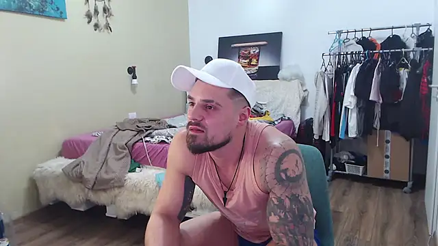 Snapshot of Tiberius_hunk chatting on February 7, 2026, 6:27 pm Tiberius hunk online show from February 7, 2026, 6:27 pm