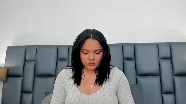 Snapshot of LunaSotto chatting on March 12, 2025, 7:36 pm LunaSotto online show from March 12, 2025, 7:36 pm