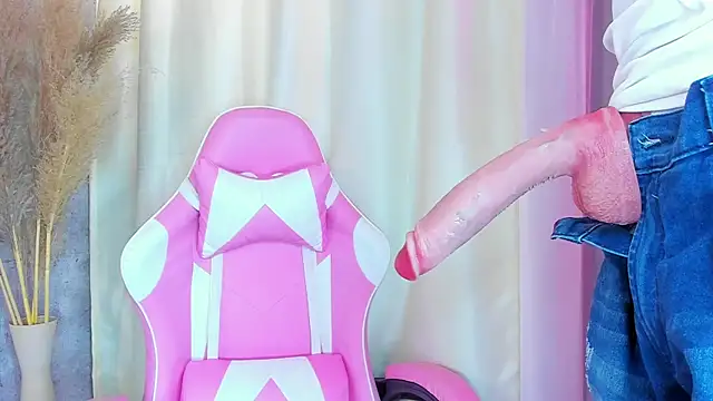 Snapshot of im_hanna1 chatting on October 24, 2025, 2:10 am im hanna1 online show from October 24, 2025, 2:10 am