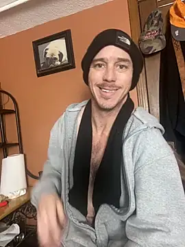 Snapshot of Mac_ThunderCock chatting on February 7, 2026, 8:17 pm Mac ThunderCock online show from February 7, 2026, 8:17 pm