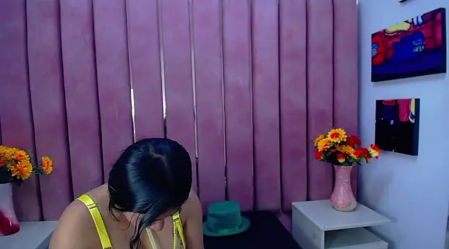 Snapshot of Sofia_Daemon chatting on March 21, 2025, 7:46 pm Sofia Daemon online show from March 21, 2025, 7:46 pm