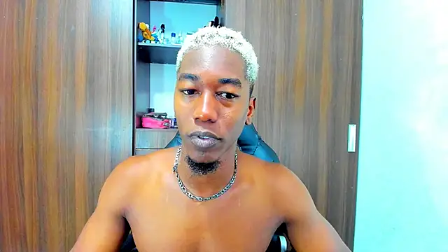 Dreamastercum  online show from October 8, 2025, 1:45 pm