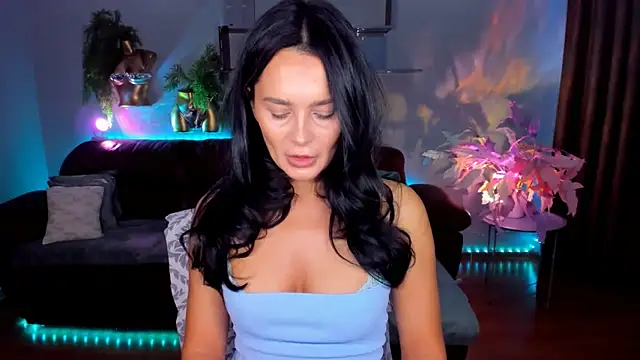 Snapshot of DanaSincere chatting on February 7, 2026, 3:36 am DanaSincere online show from February 7, 2026, 3:36 am