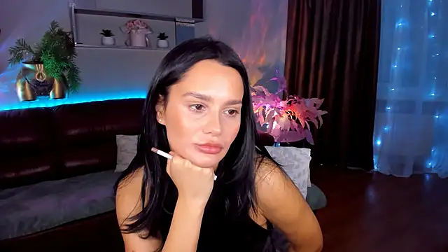 Snapshot of DanaSincere chatting on February 6, 2026, 4:19 am DanaSincere online show from February 6, 2026, 4:19 am