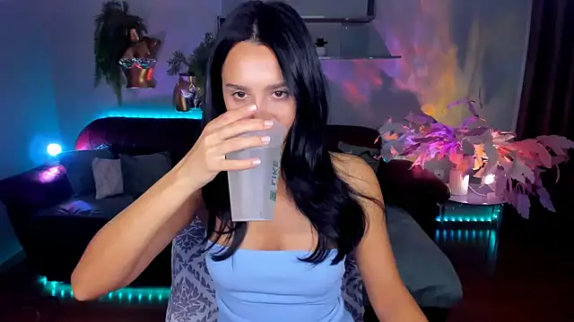 Snapshot of DanaSincere chatting on February 9, 2026, 3:37 am DanaSincere online show from February 9, 2026, 3:37 am