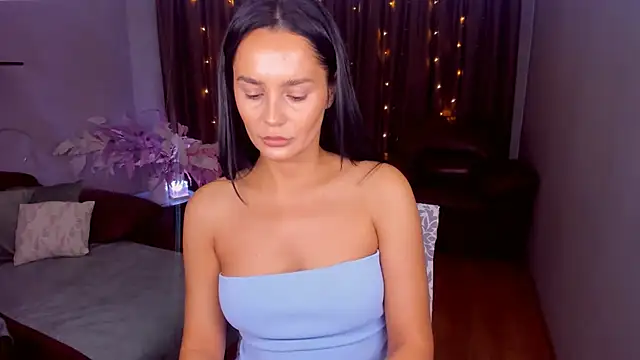 Snapshot of DanaSincere chatting on January 16, 2026, 4:05 am DanaSincere online show from January 16, 2026, 4:05 am