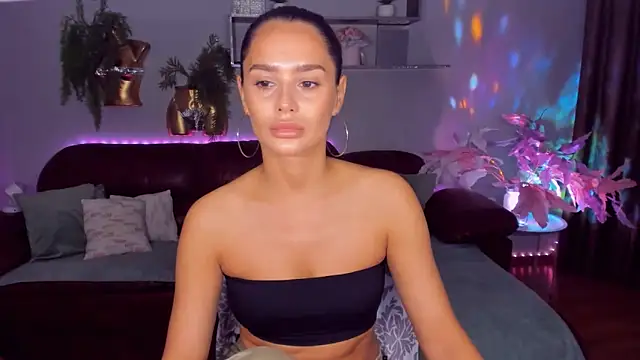 DanaSincere online show from April 9, 2026, 3:52 am