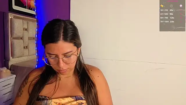 emilyy cooperr online show from June 1, 2026, 12:16 pm