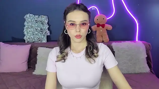 EmelyMason online show from March 21, 2026, 8:30 am