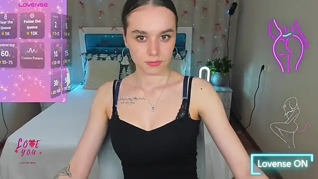 Snapshot of EmelyMason chatting on February 27, 2026, 12:27 pm EmelyMason online show from February 27, 2026, 12:27 pm