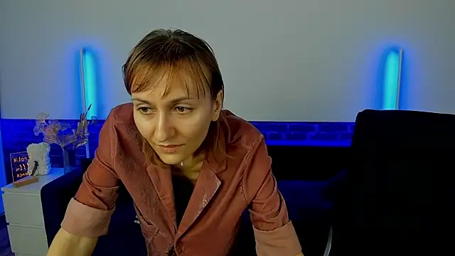 Lady   Marry online show from March 16, 2025, 9:49 am