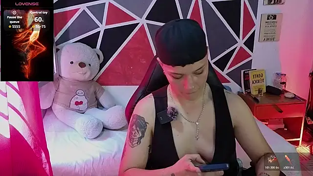 demimoore222 online show from February 11, 2026, 7:36 pm