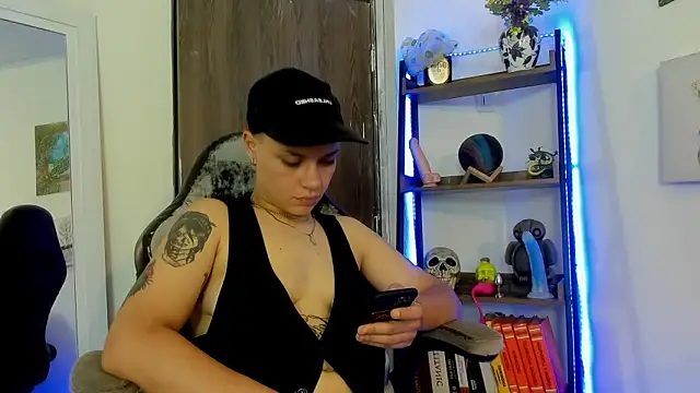 Snapshot of demimoore222 chatting on October 1, 2025, 5:34 am demimoore222 online show from October 1, 2025, 5:34 am