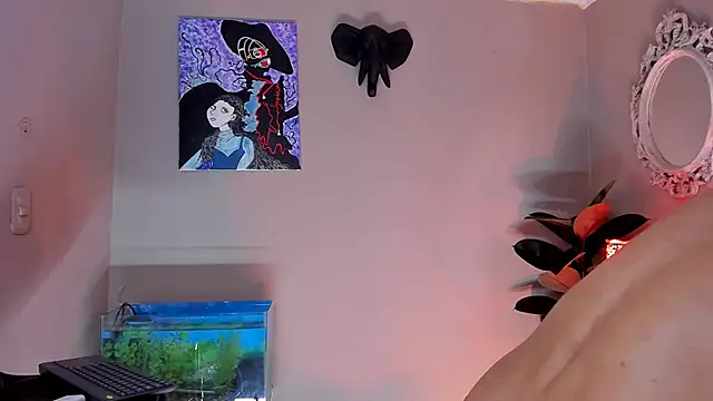 CRAZY-BOY99 online show from September 10, 2025, 7:02 pm