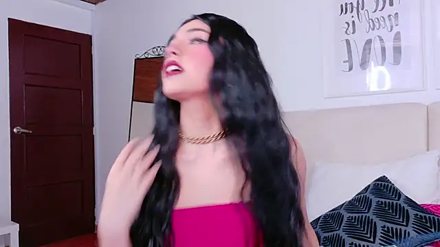 Snapshot of SaritaBratz chatting on October 22, 2025, 8:52 pm SaritaBratz online show from October 22, 2025, 8:52 pm