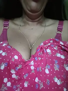Sexyradha  online show from May 26, 2026, 7:12 pm