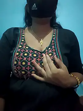 Sexyradha  online show from March 22, 2026, 4:30 pm