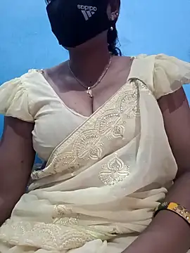 Sexyradha  online show from April 2, 2026, 4:24 pm