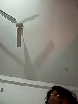 Snapshot of Neha-Bhabhi-Rasily chatting on February 8, 2026, 3:37 am Neha-Bhabhi-Rasily online show from February 8, 2026, 3:37 am