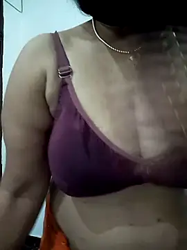 Snapshot of Neha-Bhabhi-Rasily chatting on February 22, 2026, 9:11 am Neha-Bhabhi-Rasily online show from February 22, 2026, 9:11 am